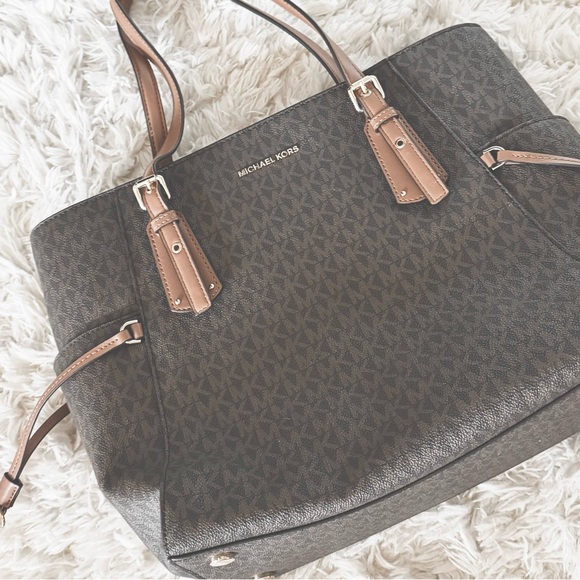 m i c h a e l k o r s - Picture 4 of 4